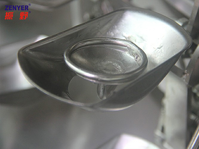 Rompedora de huevos 501B